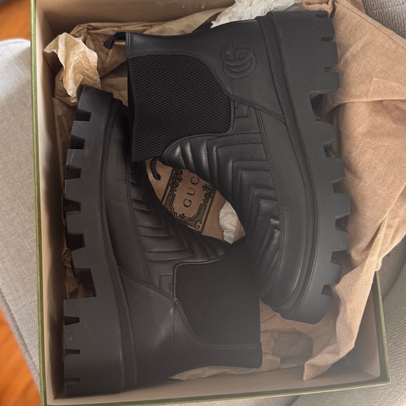 Gucci $1550 Calfskin Leather Nappa Matelasse Frances Chelsea Boots 39 9 Black - Picture 5 of 11